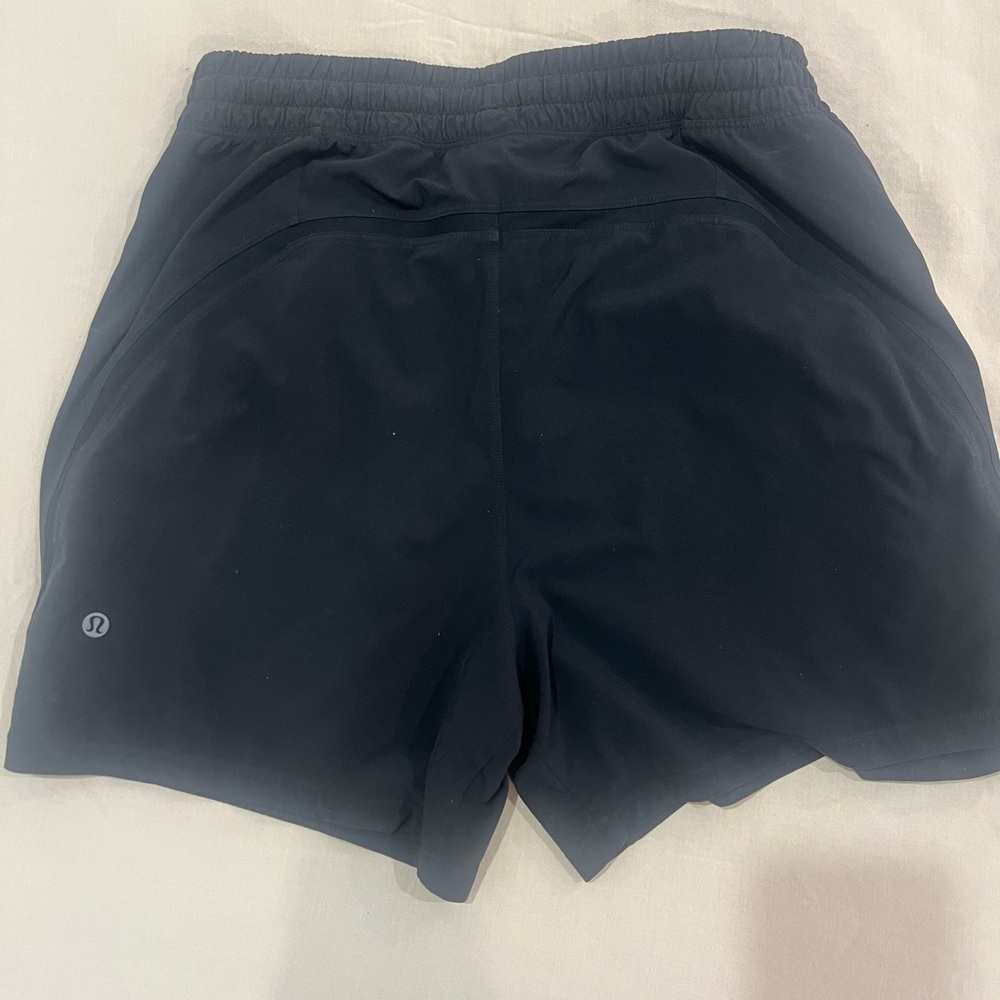 Lululemon Men's Black 5” Pace Breaker Shorts S